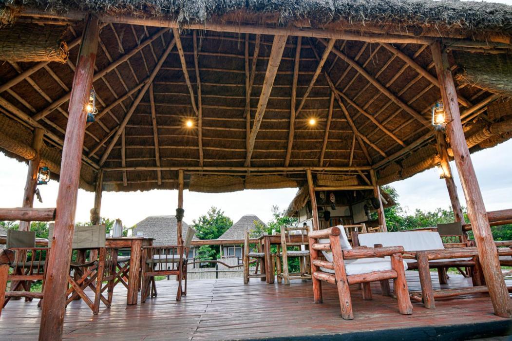 Kazinga Wilderness Safari Camp Ξενοδοχείο Κασέσε Εξωτερικό φωτογραφία