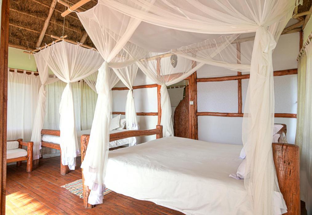 Kazinga Wilderness Safari Camp Ξενοδοχείο Κασέσε Εξωτερικό φωτογραφία